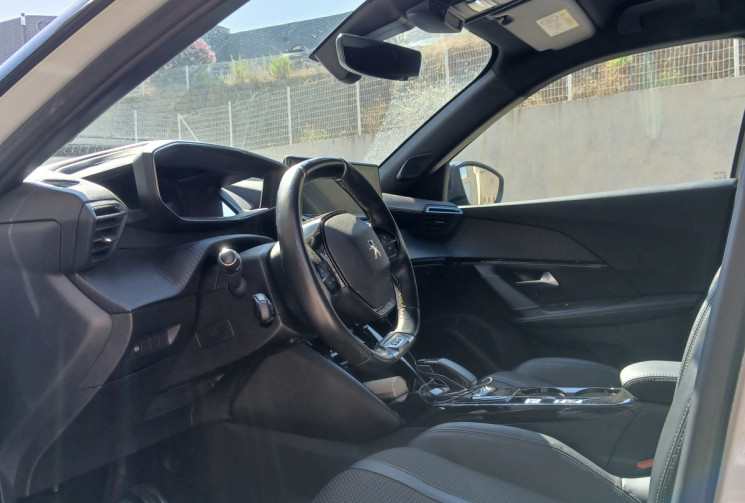 PEUGEOT 2008 e-2008 100 kw 136 ch GT  Charge rapide