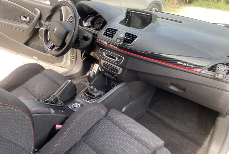 RENAULT MEGANE 3 RS Cup 275 cv