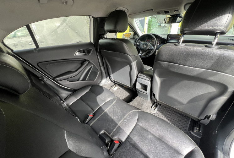 Mercedes Classe A Phase 2 160 d Intuition 1.5 d 8V 7G-DCT 90 cv Boîte automatique