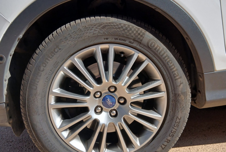 Ford Kuga TITANIUM II 2.0 TDCi 16V 4x2 140