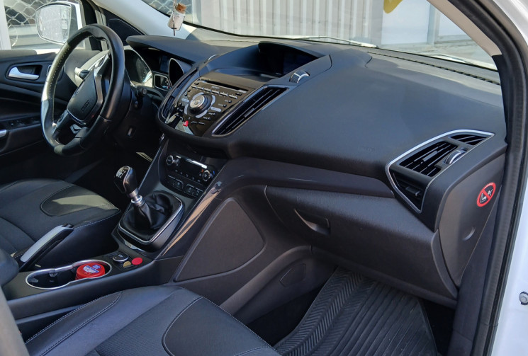 Ford Kuga TITANIUM II 2.0 TDCi 16V 4x2 140