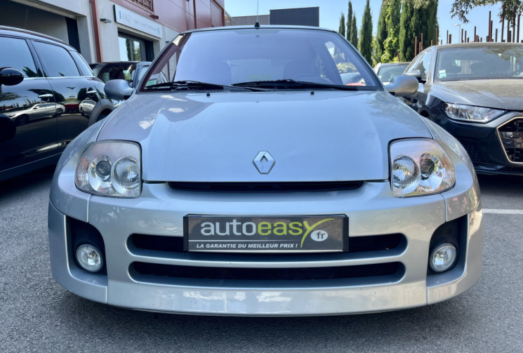 RENAULT CLIO 2 ph1 3.0 V6 225cv Rare / Renault Sport