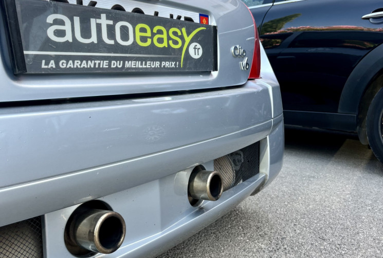 RENAULT CLIO 2 ph1 3.0 V6 225cv Rare / Renault Sport