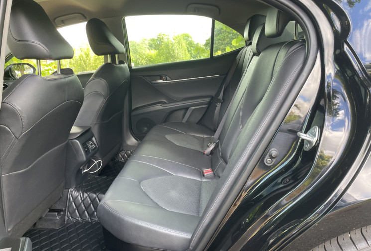 Toyota Camry 2.5 VVT-I 16V HYBRID DESIGN 218 / TVA RECUPERABLE