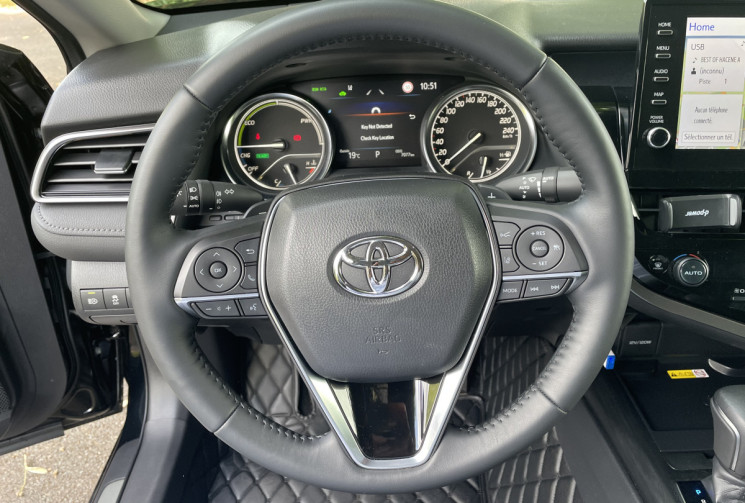 TOYOTA Camry 2.5 VVT-I 16V HYBRID DESIGN 218