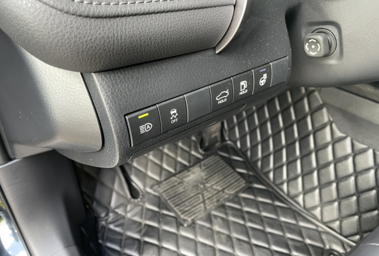 TOYOTA Camry 2.5 VVT-I 16V HYBRID DESIGN 218