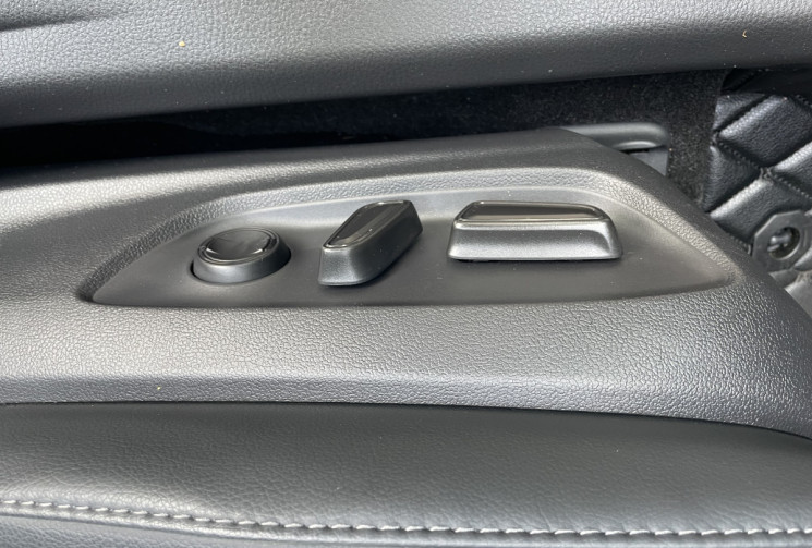 TOYOTA Camry 2.5 VVT-I 16V HYBRID DESIGN 218