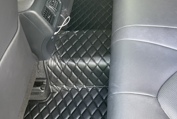 Toyota Camry 2.5 VVT-I 16V HYBRID DESIGN 218 / TVA RECUPERABLE