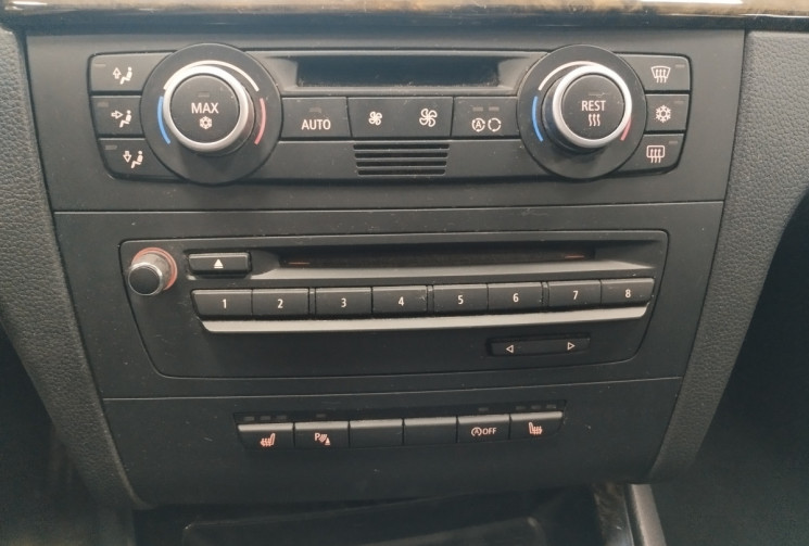 BMW Série 1 123d 2.0 d 16V 204 cv (E87) LCI 