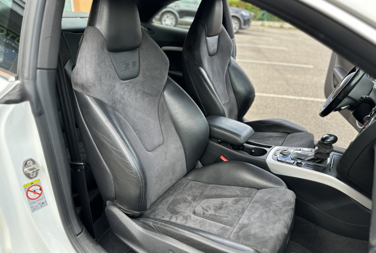 AUDI S5 4.2 V8 TFSI 