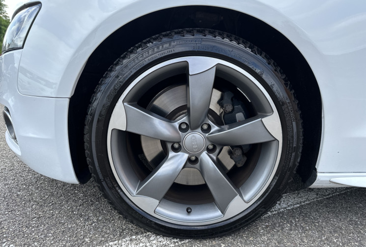 AUDI S5 4.2 V8 TFSI 