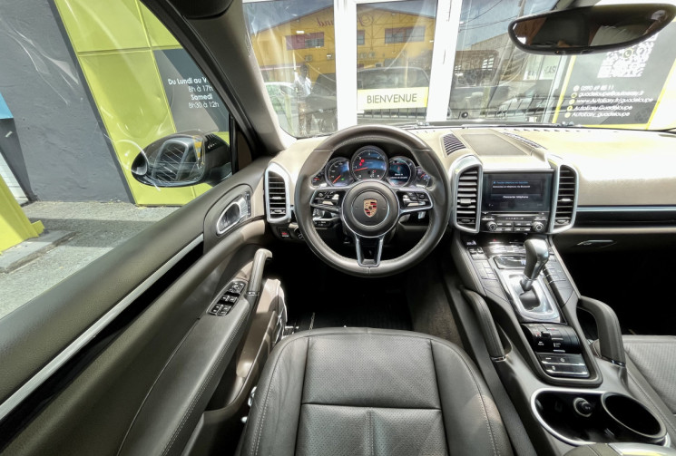 PORSCHE CAYENNE 3.0 TDi V6 AWD 24V Tiptronic S 262 cv Boîte auto // 1ère main // Chaine de distri
