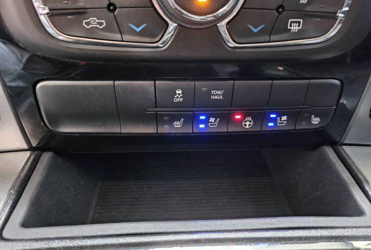 DODGE RAM 1500 double Cab 5.7 4WD 396 cv sport / 44990 ttc / 4 places / ethanol