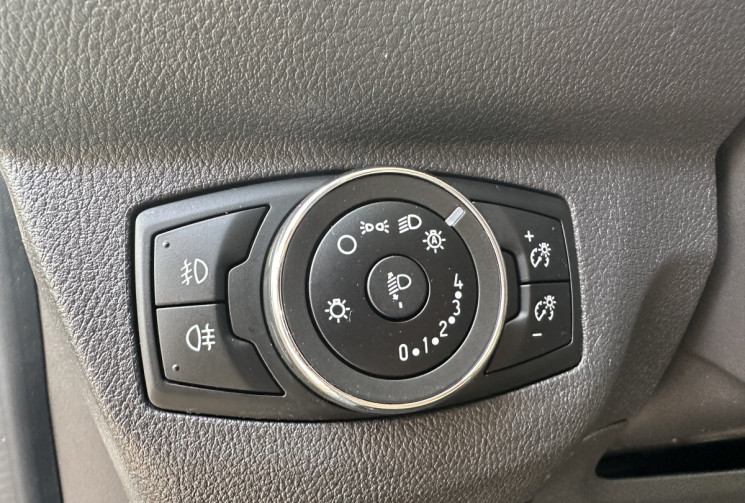 Ford Tourneo Courier 1.5 TDCI 75 CH COMBI COURT