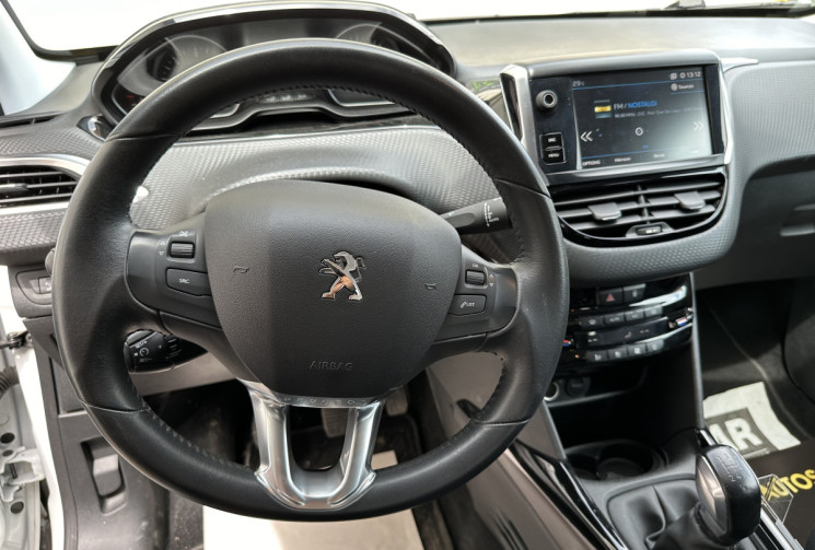 PEUGEOT 2008 1.5 BLUE HDI 100 CH SIGNATURE BVM5