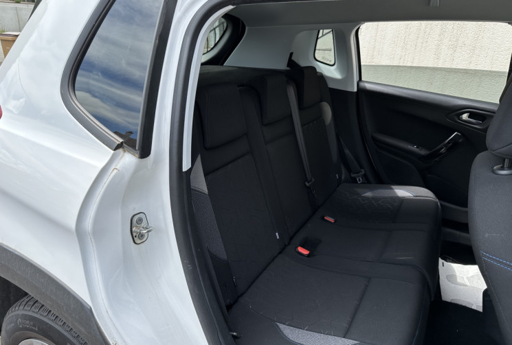 PEUGEOT 2008 1.5 BLUE HDI 100 CH SIGNATURE BVM5