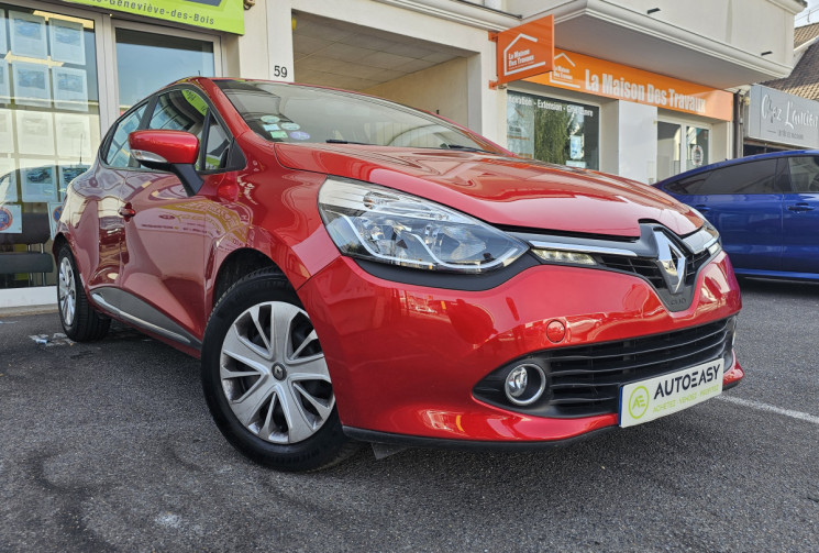 RENAULT CLIO 1.2 16v 75 ch Trend DISTRIBUTION 04/2024 4 PNEUS NEUFS SUIVI RENAULT 