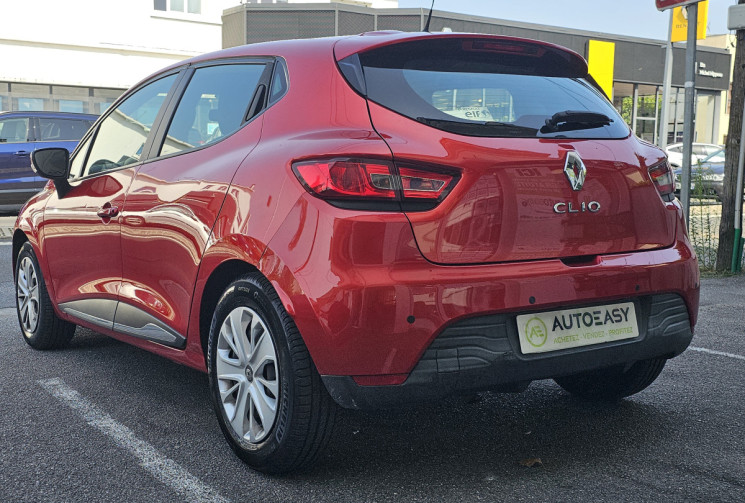 RENAULT CLIO 1.2 16v 75 ch Trend DISTRIBUTION 04/2024 4 PNEUS NEUFS SUIVI RENAULT 