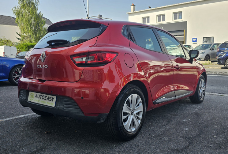 RENAULT CLIO 1.2 16v 75 ch Trend DISTRIBUTION 04/2024 4 PNEUS NEUFS SUIVI RENAULT 