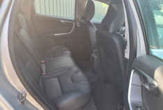 Volvo XC60 I Phase 2 D3 Drive 2.0 Momentum Business TDi 20V DPF FWD 136 cv