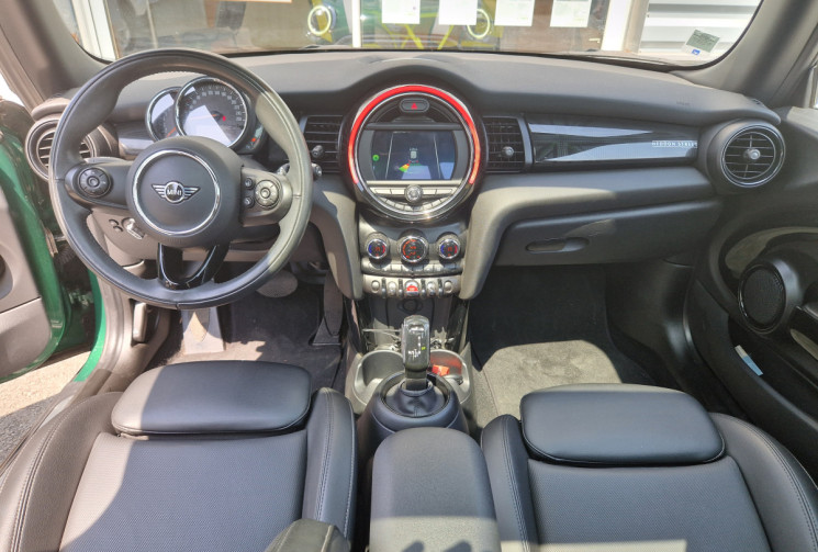 Mini Cooper Mini Cooper GREENWICH 136ch BVA7