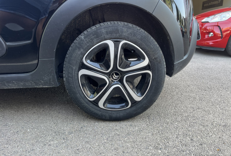 CITROEN C3 III 1.2 PureTech 83ch S&S Shine / Révision ok / Très bon état