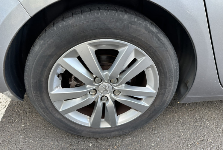 Peugeot 308  1.6 THP 125  allure