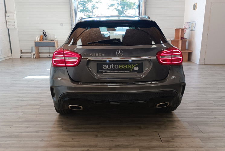Mercedes GLA 180D AMG FASCINATION 109CV 7G-DCT  1.5 CDi AMG Boite Auto