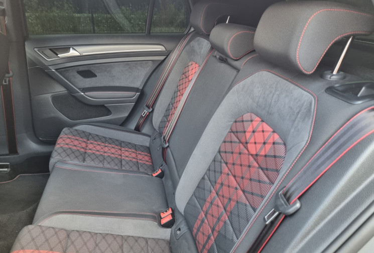 Volkswagen Golf 2.0 TSI 290ch GTI TCR DSG7 * virtual * carplay * sièges chauffants * caméra de recul