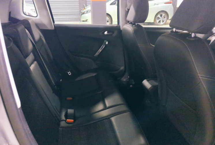 PEUGEOT 2008 e-HDi 92ch FAP ETG6 BLUE LION