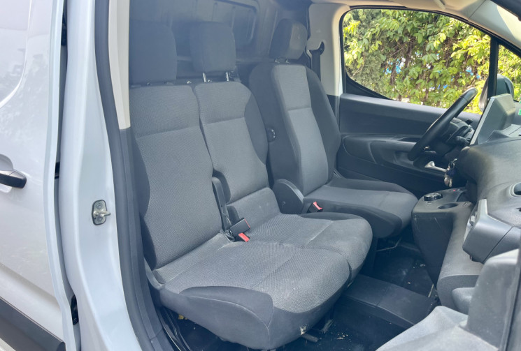 CITROEN BERLINGO III BlueHDi 130ch EAT8 / Révision faite / CAMERA / ATTELAGE