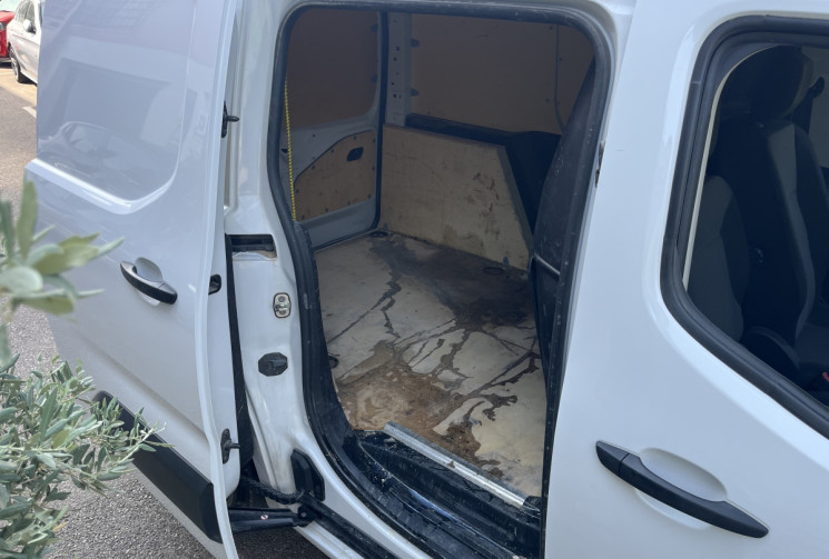 CITROEN BERLINGO III BlueHDi 130ch EAT8 / Révision faite / CAMERA / ATTELAGE