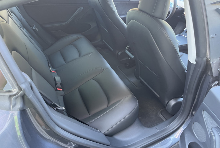 Tesla Model 3 Perfomance 530+ / 2023 / PPF complet gris mat / 1ere main / magnifique 
