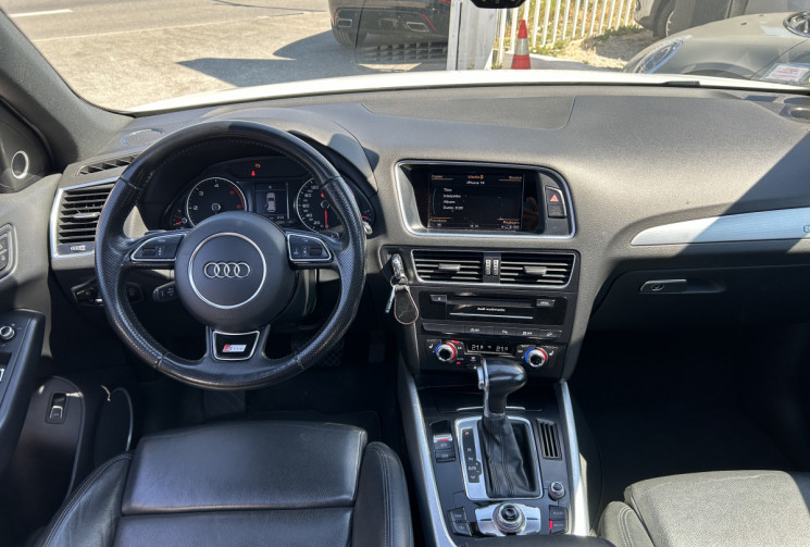 AUDI Q5 3.0 V6 TDI 258 Ch clean diesel S line Quattro S * TOIT OUVRANT * SIEGES CHAUFFANTS * CAMERA 