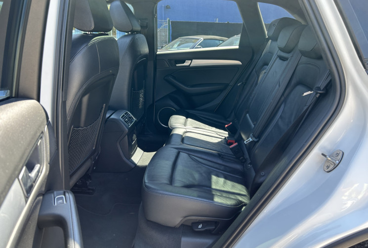 AUDI Q5 3.0 V6 TDI 258 Ch clean diesel S line Quattro S * TOIT OUVRANT * SIEGES CHAUFFANTS * CAMERA 