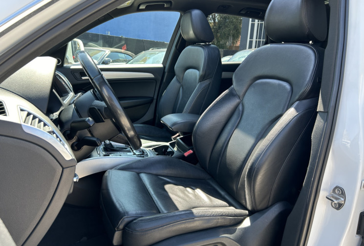 AUDI Q5 3.0 V6 TDI 258 Ch clean diesel S line Quattro S * TOIT OUVRANT * SIEGES CHAUFFANTS * CAMERA 