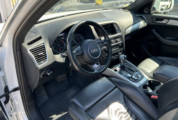 AUDI Q5 3.0 V6 TDI 258 Ch clean diesel S line Quattro S * TOIT OUVRANT * SIEGES CHAUFFANTS * CAMERA 