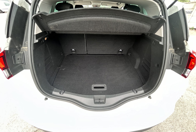 Renault Scénic IV 1.7 BLUE DCI / 120 CH / ZEN