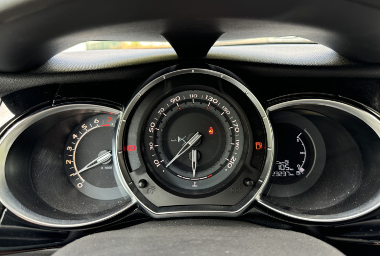 DS DS3 Sport Chic 130 ch / Carplay / Phares LED / Distribution OK