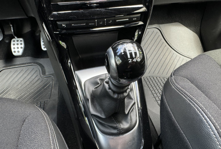 DS DS3 Sport Chic 130 ch / Carplay / Phares LED / Distribution OK