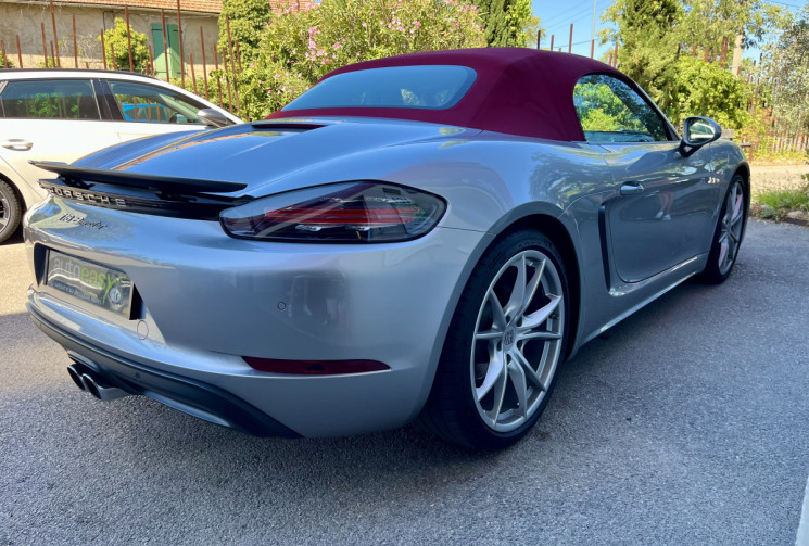 PORSCHE BOXSTER 718 (982) 2.0 300ch PDK / très bien optionnée