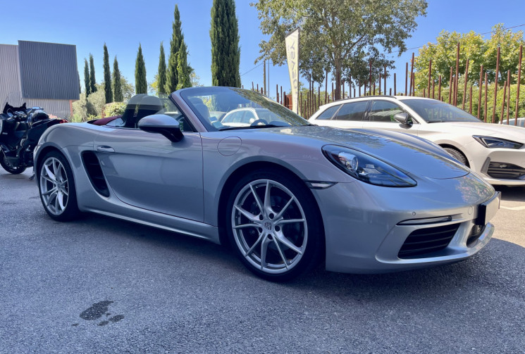 PORSCHE BOXSTER 718 (982) 2.0 300ch PDK / très bien optionnée
