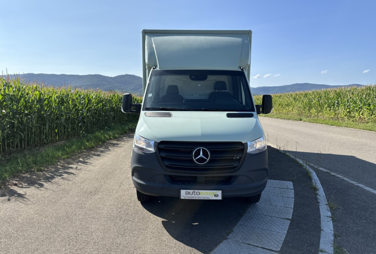 Mercedes Sprinter 519 BVA 163 CV  CAZOO TRANSPORT VEHICULES DE LUXE 