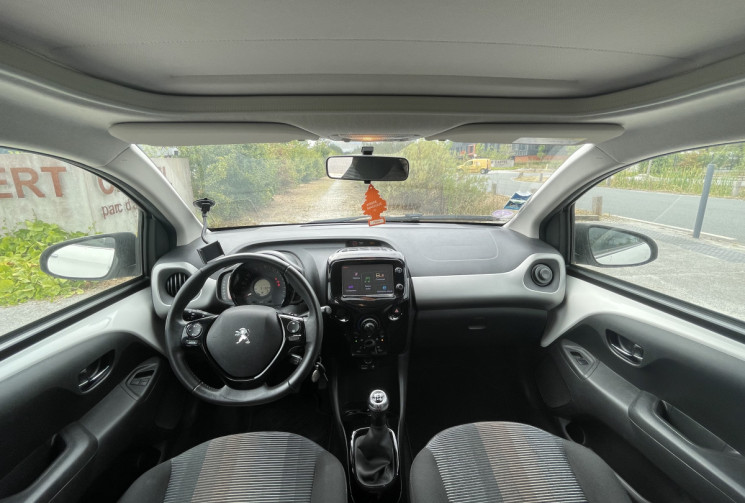 PEUGEOT 108 ALLURE TOP 1.2 82cv * Distribution Faite Pour la vente