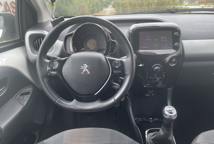 PEUGEOT 108 ALLURE TOP 1.2 82cv * Distribution Faite Pour la vente