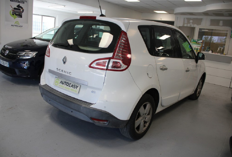 Renault Scénic 1.9 l dci 130 cv  moteur a chaine 