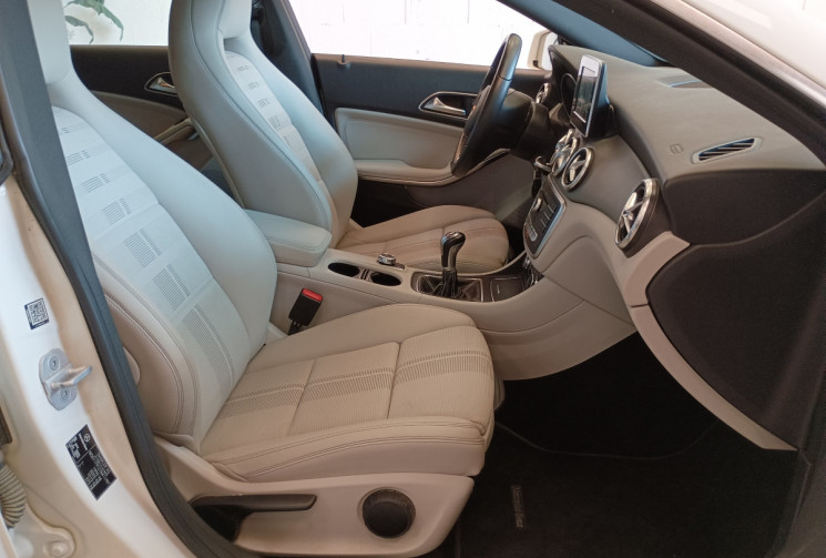 Mercedes CLA Shooting Brake 180 d Sensation