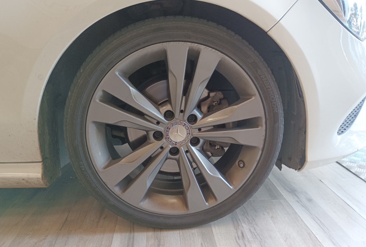 Mercedes CLA Shooting Brake 180 d Sensation
