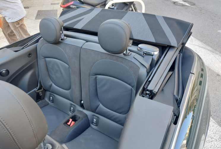 Mini MINI CABRIOLET JOHN COOPER WORKS 231 CH 