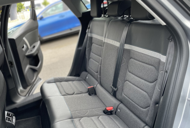 Citroën C4 III  1.2 PureTec 130 cv S&S  BVA EAT8 FEEL PACK  4500 KMS